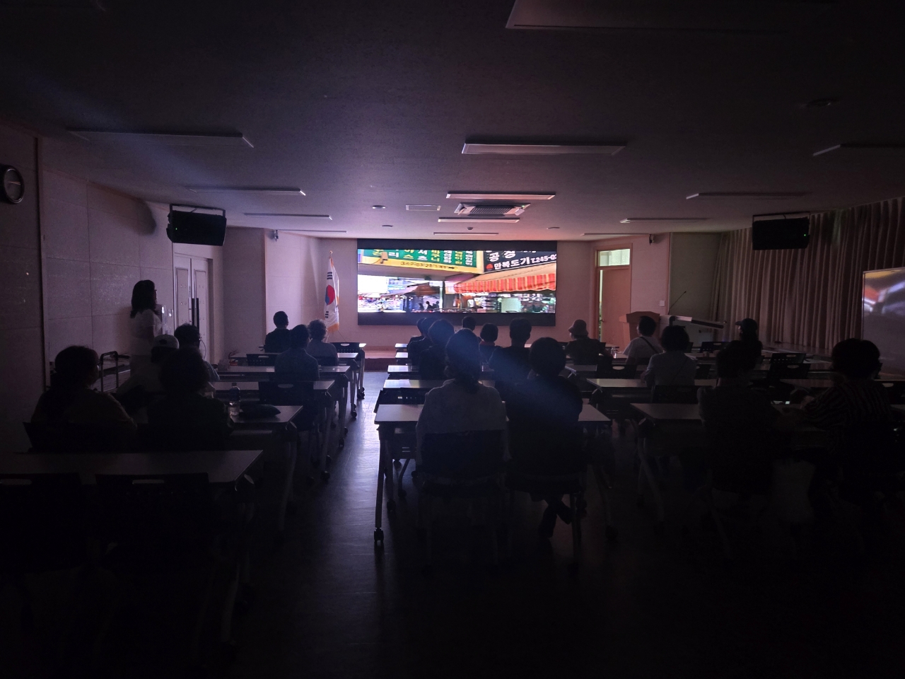 옥련2동 주민자치회, ‘한여름 옥련 시네마’ 2회차 상영